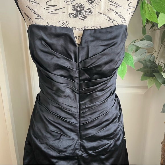 Vera Wang Satin Strapless Evening Gown w/ Bolero Jacket Black Sz 14 - Picture 3 of 16